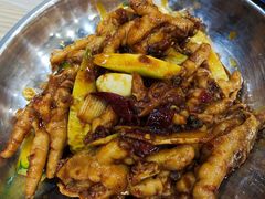 -江城燕子大排档(江汉路步行街店)