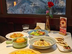 -芳草地西式融合餐厅(回龙窝店)