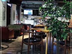 大堂-JINNS锦时 steak&pizza(浸信会礼拜堂旧址店)