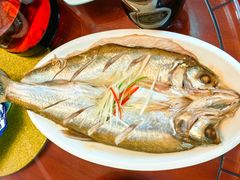 清蒸白鱼-七的湖·江南蟹舫·阳澄湖农家菜(蟹舫苑店)