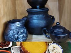-三锅莊·牦牛肉火锅·香格里拉特色藏餐宴请餐厅(菱角塘路店)