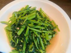 -童年小筑餐厅(申花路店)