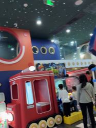 -MELAND CLUB亲子乐园·派对·餐厅(北京芳圆里ID MALL店)