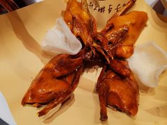 -鸽子侯·家宴·平价海鲜(市图书馆店)
