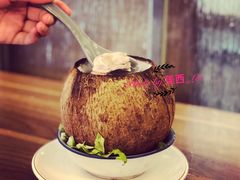 原汁椰子鸡炖老鸡-先记烧鹅王·本地粤菜(福永店)