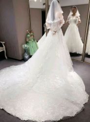 -拉瑞娜LaReine婚纱礼服高级定制