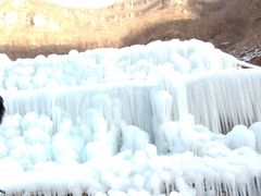 -大平台龙居瀑布旅游区