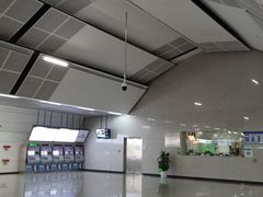 -红土地(地铁站)