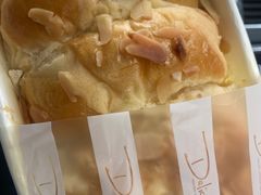 红豆吐司面包-迪莉娅(欧亚卖场店)