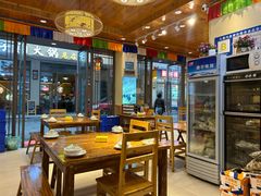 -乡土特色.冷锅鱼.牦牛肉汤锅