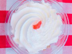 -红宝石·鲜奶小方·海派西点房(南丹店)