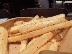 -8PINTS八品脱·日料·烧鸟·精酿小酒馆(莘庄店)
