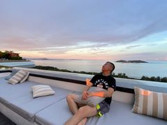 -瑰丽酒店·海吧·天际下午茶·现场DJ·天台酒吧