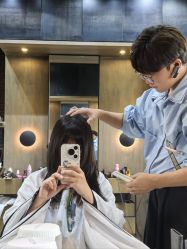 -韩国李知恩形象设计