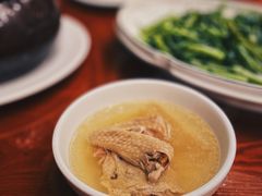 天麻竹荪煨乳鸽-龙凤瓦罐煨汤馆(清江东路店)