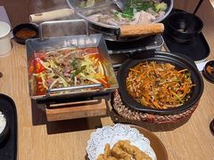 -川堂风·跷脚牛肉·乐山爆炒(宝山日月光店)