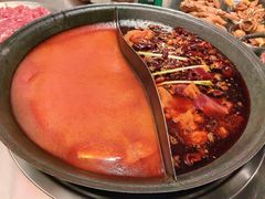 -鹿鸣山草本茶香火锅(园西路店)