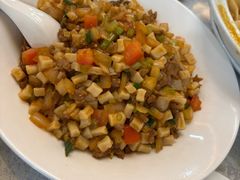 -汗腾格里·风味餐厅(新疆驻京办店)