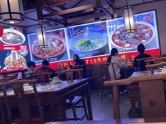-川流不息·地道川菜·小龙虾(新松江路店)