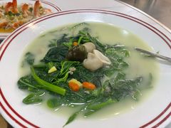 -明本湛江鸡•海鲜小厨(陈家祠店)