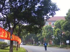 -上海外国语大学(虹口校区)