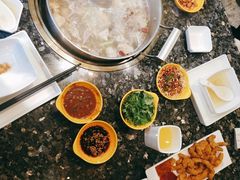 -一席地·本地鸡窝·杭帮鸡火锅(萧山银隆百货店)
