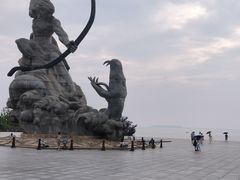 -巴陵广场