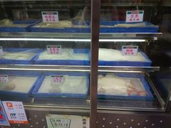 面包甜点陈列柜-澳门长洲糯米糍(柯打苏沙街店)