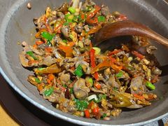 土家锅气爆鸡杂-吃饭皇帝大(合生汇店)