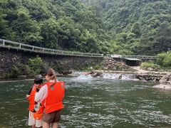 -安吉龙王山峡谷漂流