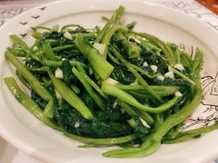 -丹江口渔村·湘味厨房(桃园店)
