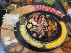 -胡悦里韩式烤肉(芝罘万达广场店)