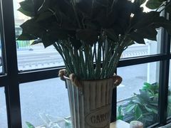 -愉肴麻辣香锅(中山路店)