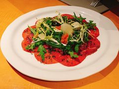 腌制生牛肉片配帕尔马芝士-牛排家(北京王府井澳门中心店)