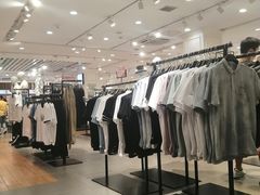 -三福时尚(三峡广场华夏银座店)