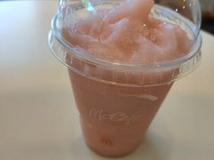 水蜜桃雪冰-麦当劳(新王府井店)