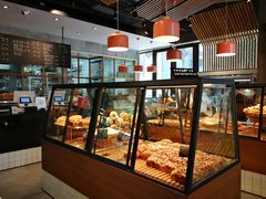 面包甜点陈列柜-Dough&Joe团憩(瑞虹天地月亮湾店)