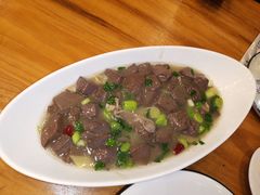 -侬佳蒸菜馆(听潮店)