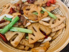 大碗藕片-湘肠香火锅店(团结湖店)