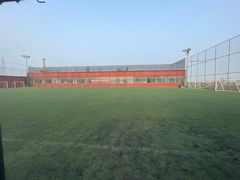-健龙森俱乐部·游泳·健身·羽毛球综合体育馆