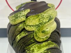 抹茶巧克力爆浆冰可颂-HOT CRUSH趁热集合·现烤面包(环球港店)