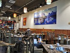 大堂-肖肖酸萝卜鱼火锅(总店)