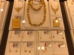 -华夏典当行(龙德广场店)