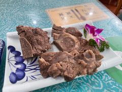 -苏莱特色牛骨滩羊手抓馆(长城东街总店)