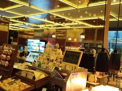 -大中华希尔顿酒店-念自助餐·嗨啤·小龙虾