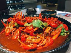 -沪小胖小龙虾(淮海中路旗舰店)