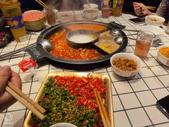 -热火朝天鲜切牛肉火锅(南强街巷店)