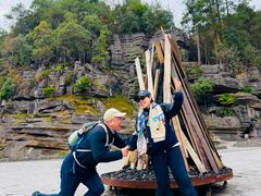 -梭布垭石林景区