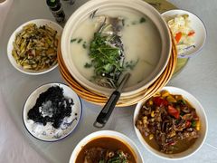 -天乐农家鱼头王(天目湖店)