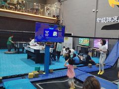 -超时空蹦床团建·VR潮玩运动娱乐·生日派对游乐园(金桥店)